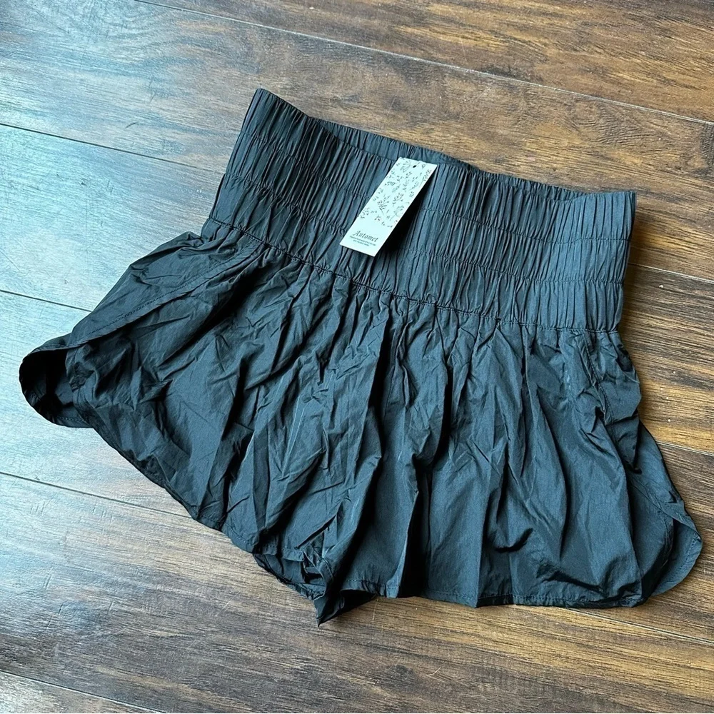Automet Black High Waisted Shorts With Pockets
